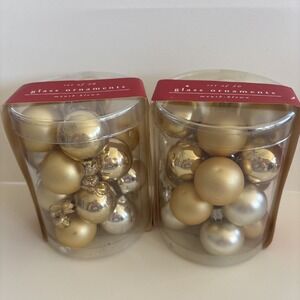 Pier 1 Imports Mouth Blown Glass‎ Mini Ornaments Lot Of 2 Silver & Gold 1"